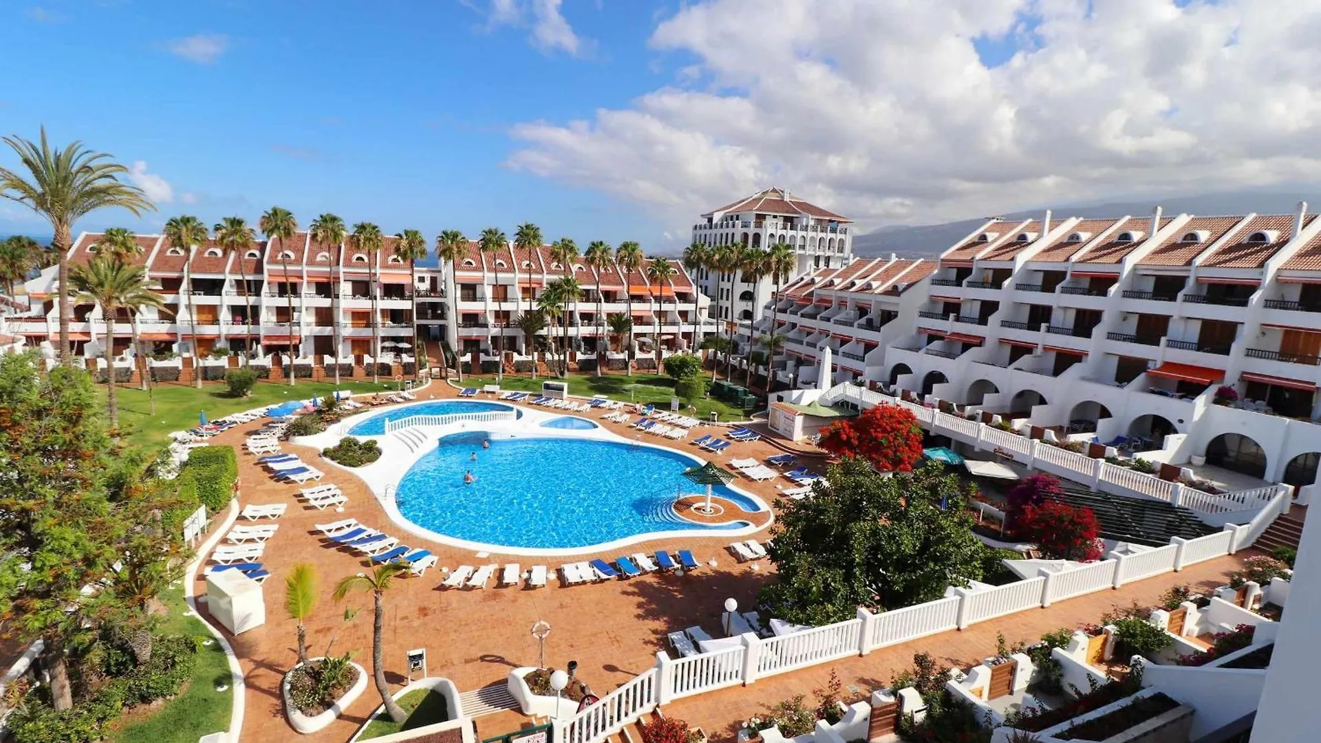 Parque Santiago II 335 By Tenerife Rental & Sales Playa de las Américas 0*,  Spanien